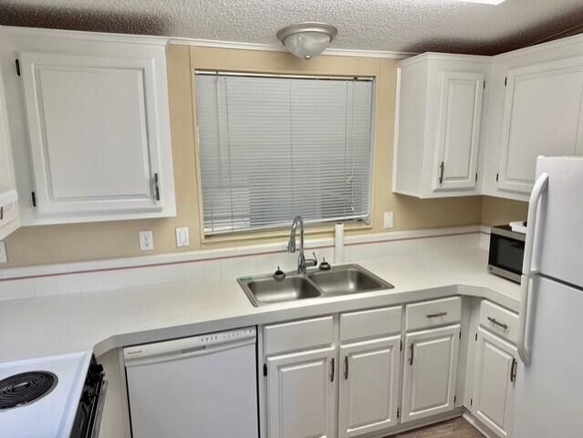3333 Columbrina Circle, Port St. Lucie, FL 34952