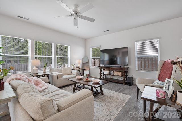 141 Batten Ridge Drive, Statesville, NC 28677