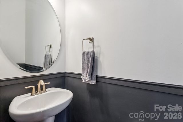 151 Heathbrook Lane, Waxhaw, NC 28173