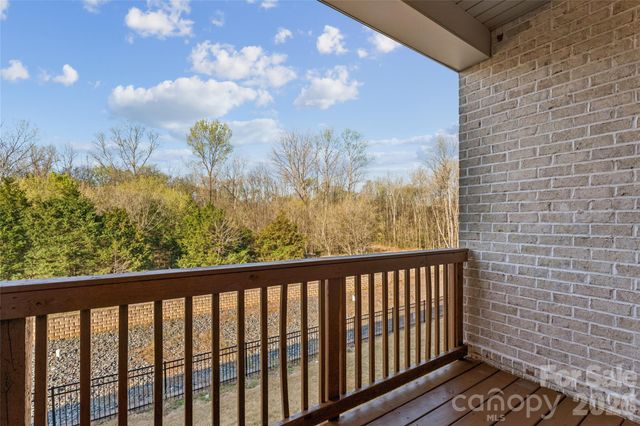 151 Heathbrook Lane, Waxhaw, NC 28173