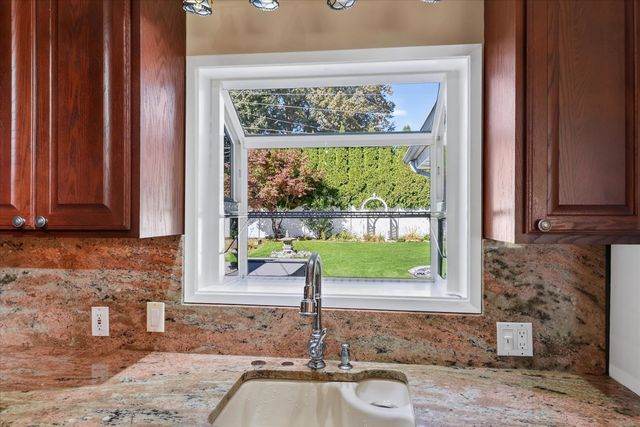 2836 W HOUSTON Ave, Spokane, WA 99208