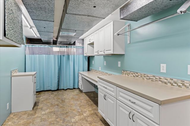 2836 W HOUSTON Ave, Spokane, WA 99208
