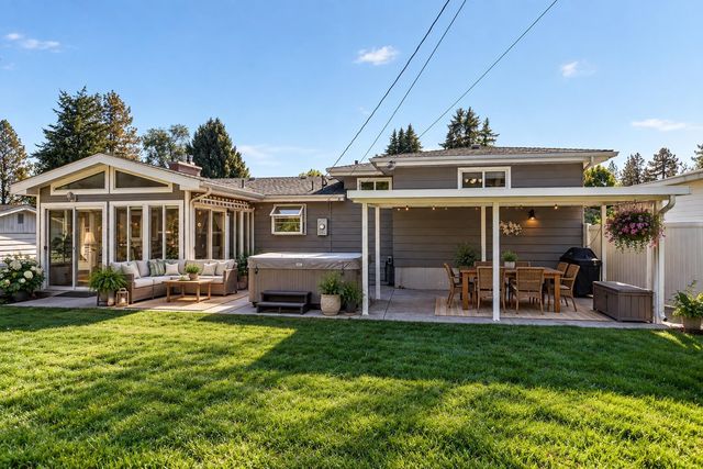 2836 W HOUSTON Ave, Spokane, WA 99208