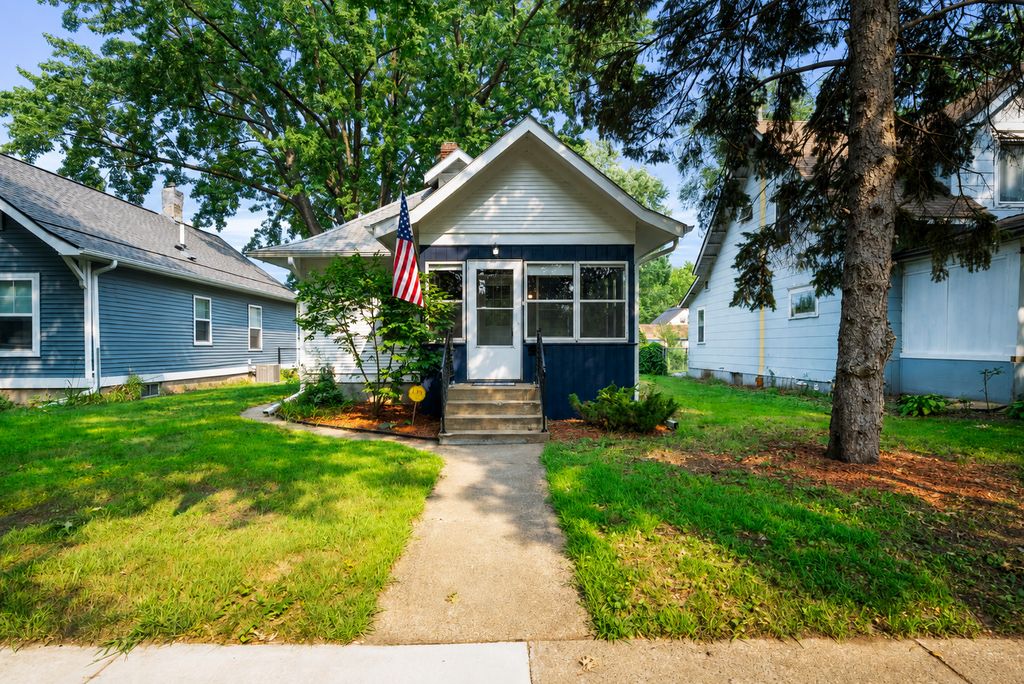 4338 James Avenue N, Minneapolis, MN 55412