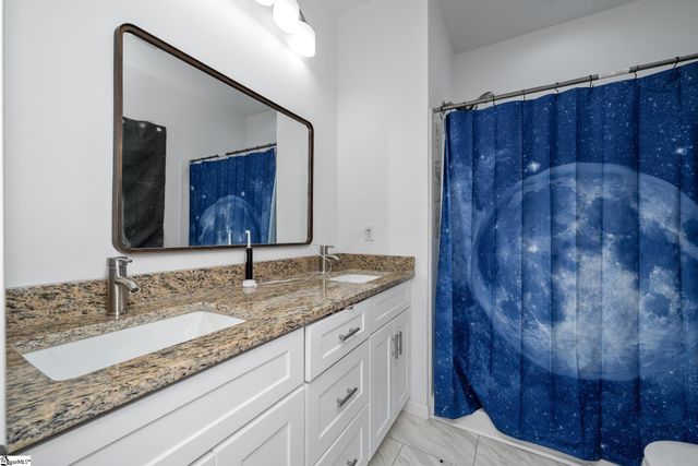 315 W Broad Street, Iva, SC 29655