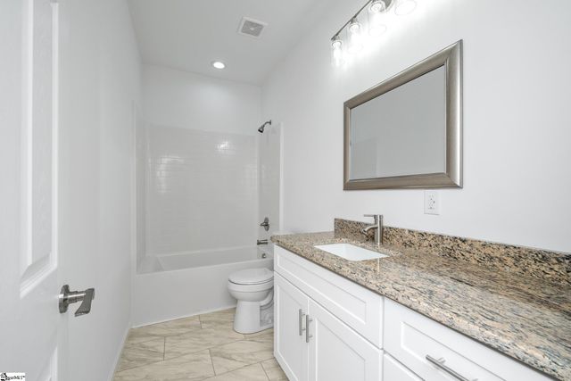 315 W Broad Street, Iva, SC 29655