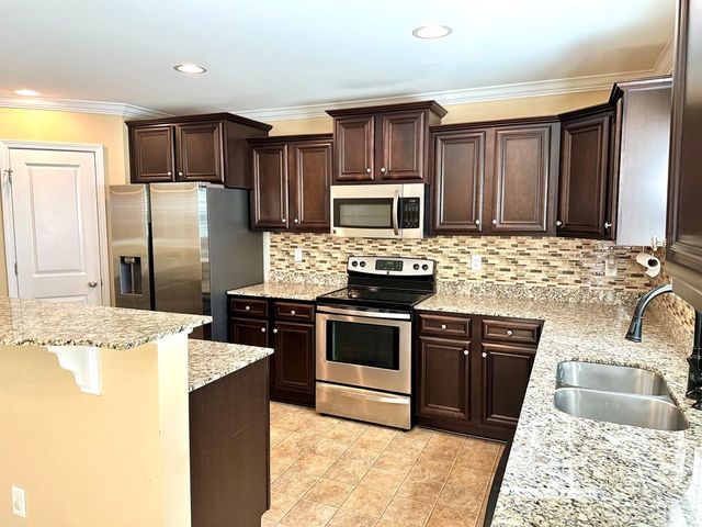 1761 Nicholas Drive, Sumter, SC 29154