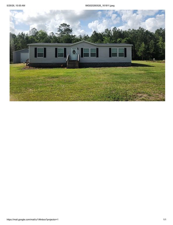 422 Moore Dr., Hemingway, SC 29554