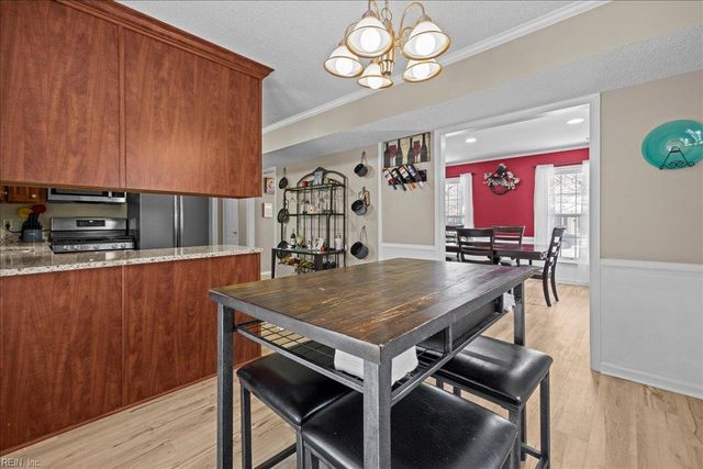 23 Long Bridge RD, Hampton, VA 23669