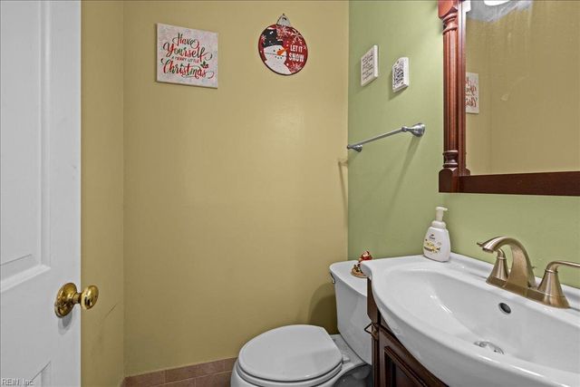 23 Long Bridge RD, Hampton, VA 23669