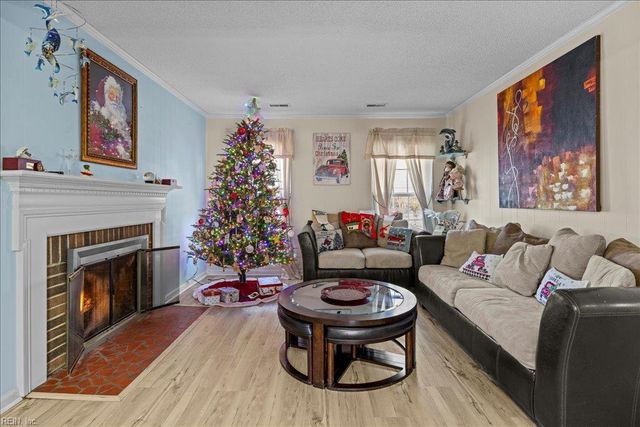 23 Long Bridge RD, Hampton, VA 23669