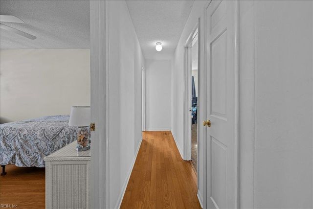 23 Long Bridge RD, Hampton, VA 23669