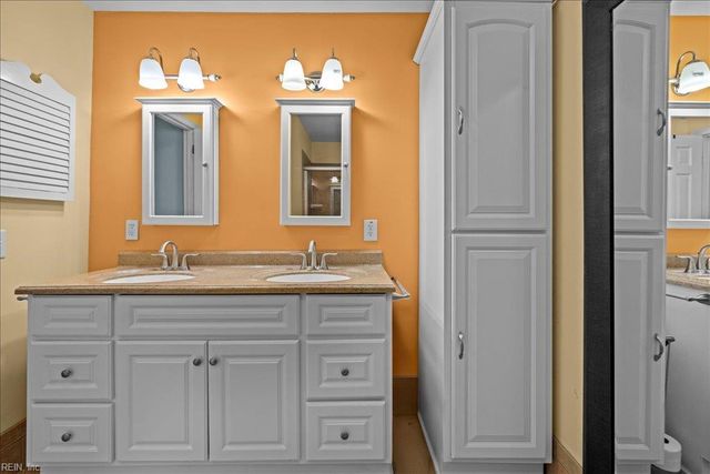 23 Long Bridge RD, Hampton, VA 23669