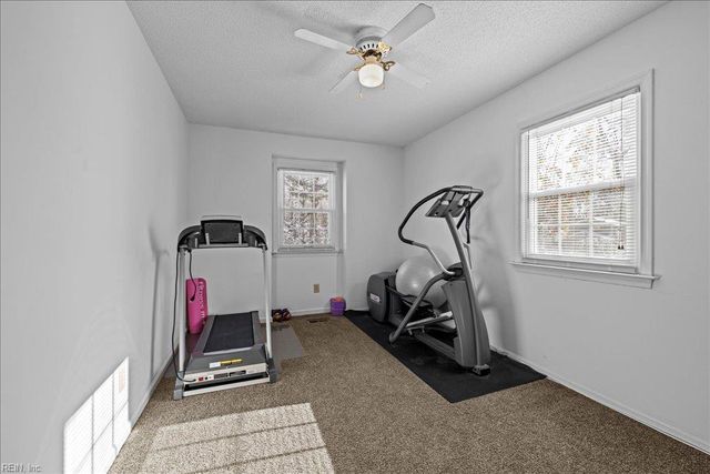 23 Long Bridge RD, Hampton, VA 23669