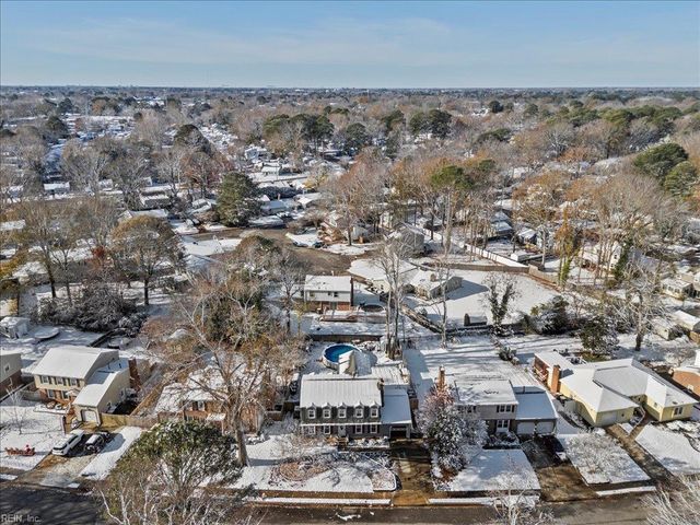 23 Long Bridge RD, Hampton, VA 23669