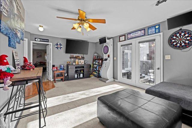 23 Long Bridge RD, Hampton, VA 23669