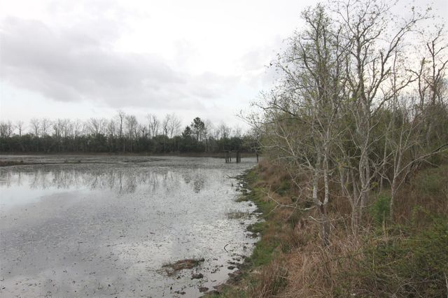 43 County Road 2355, Liberty, TX 77575