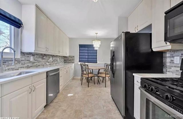 19331 Meier Street, Roseville, MI 48066