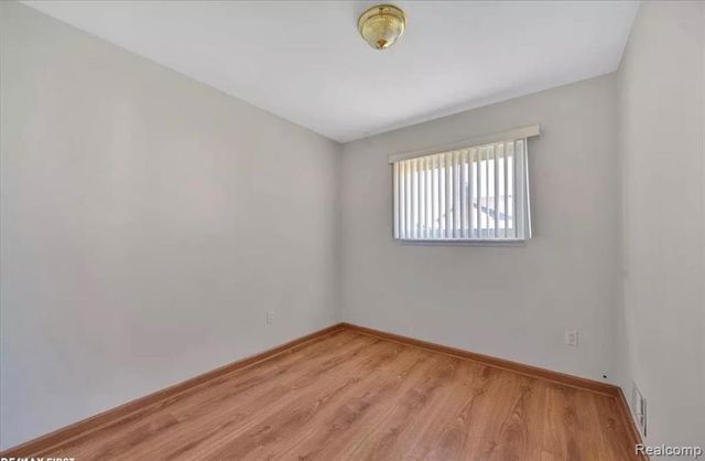 19331 Meier Street, Roseville, MI 48066