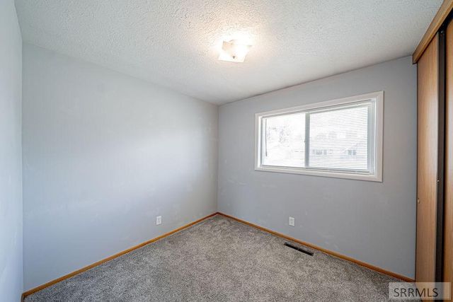 1372 Fairmont Drive, Idaho Falls, ID 83404