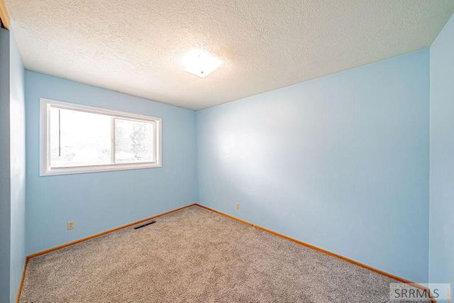 1372 Fairmont Drive, Idaho Falls, ID 83404