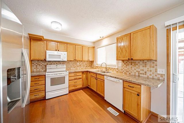 1372 Fairmont Drive, Idaho Falls, ID 83404