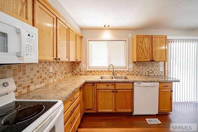 1372 Fairmont Drive, Idaho Falls, ID 83404