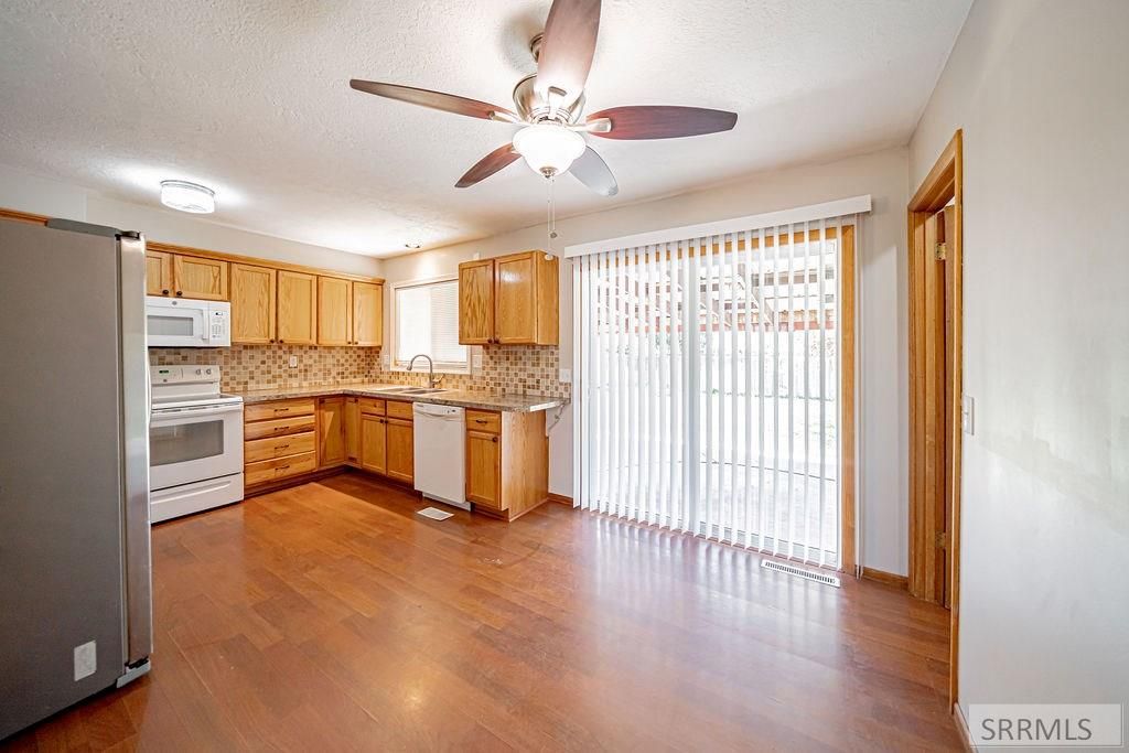 Image 6 of property listing at 1372 Fairmont Drive, Idaho Falls, ID 83404