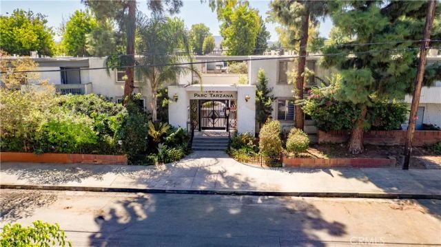 18620 Hatteras St 249, Tarzana, CA 91356