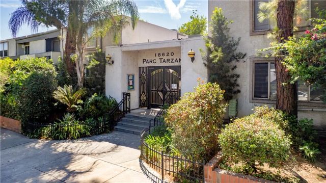 18620 Hatteras St 249, Tarzana, CA 91356
