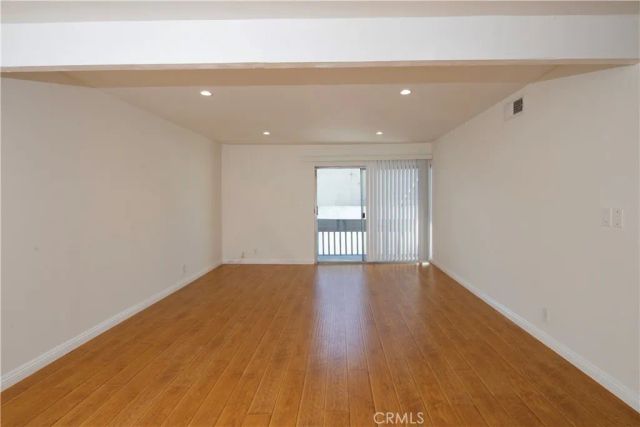 18620 Hatteras St 249, Tarzana, CA 91356