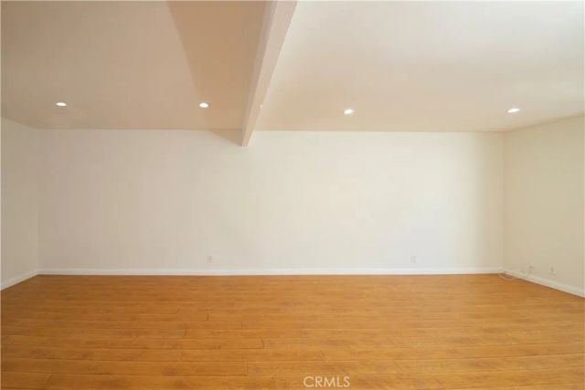 18620 Hatteras St 249, Tarzana, CA 91356