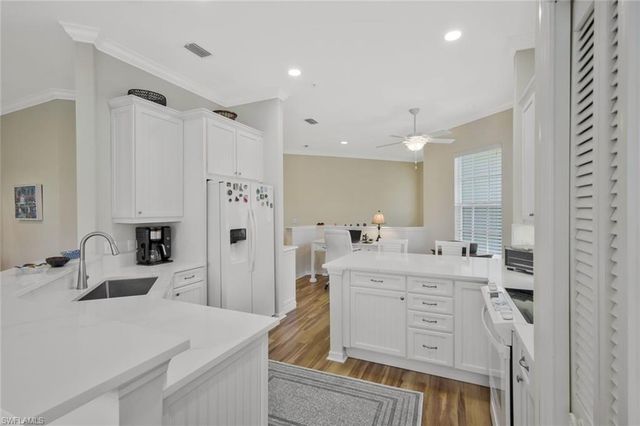 1036 Egrets Walk CIR 201, Naples, FL 34108