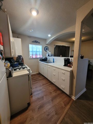 3402 STARBEND ST, San Antonio, TX 78217