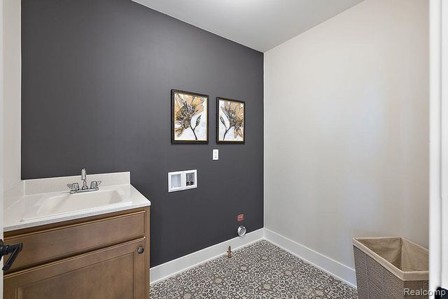 24650 Floret Court, Macomb, MI 48042