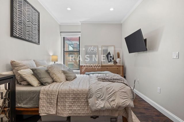 366 West Broadway 4, Boston, MA 02127