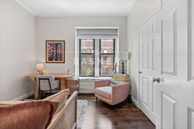 366 West Broadway 4, Boston, MA 02127