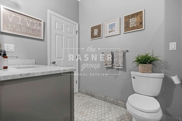 366 West Broadway 4, Boston, MA 02127