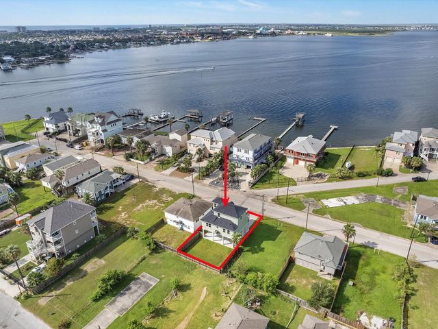 1102 64th Street, Galveston, TX 77551