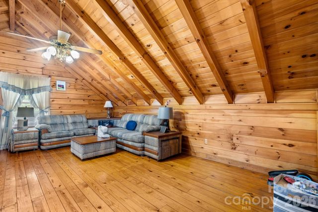 100 Goose Creek Road, Marion, NC 28752