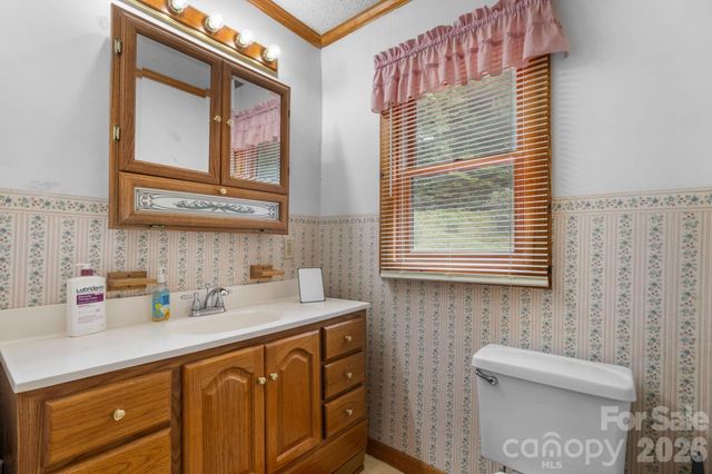 100 Goose Creek Road, Marion, NC 28752