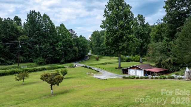 100 Goose Creek Road, Marion, NC 28752