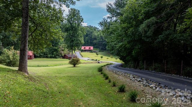 100 Goose Creek Road, Marion, NC 28752