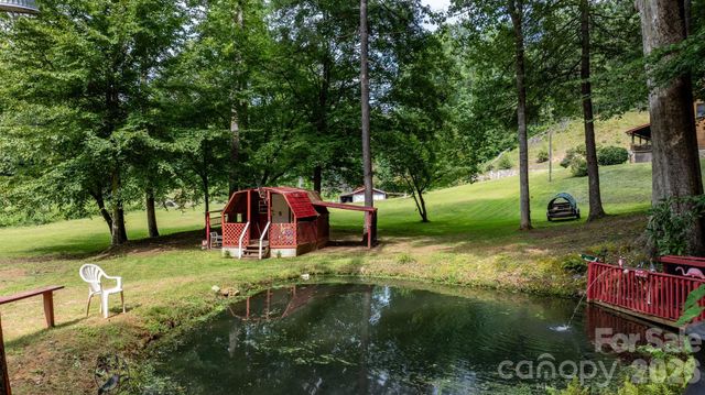 100 Goose Creek Road, Marion, NC 28752