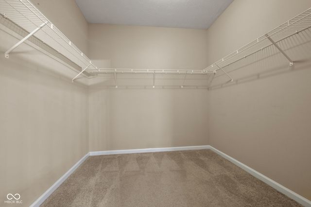 6912 W Cedarwood Circle, Mccordsville, IN 46055