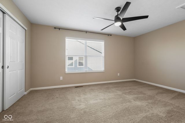 6912 W Cedarwood Circle, Mccordsville, IN 46055