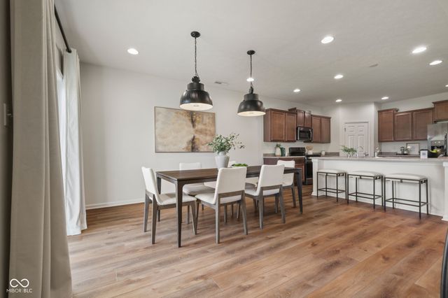 6912 W Cedarwood Circle, Mccordsville, IN 46055