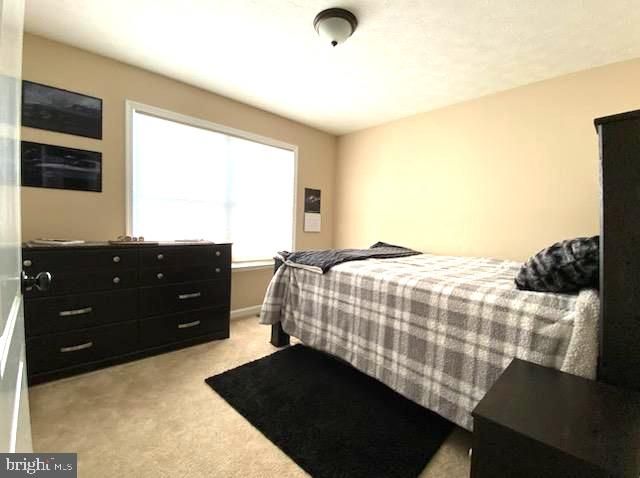 91 MELVILLE DR, Inwood, WV 25428