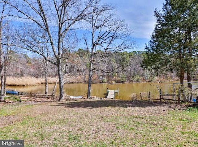 8039 STONE HAVEN DR, Glen Burnie, MD 21060