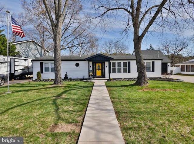 8039 STONE HAVEN DR, Glen Burnie, MD 21060